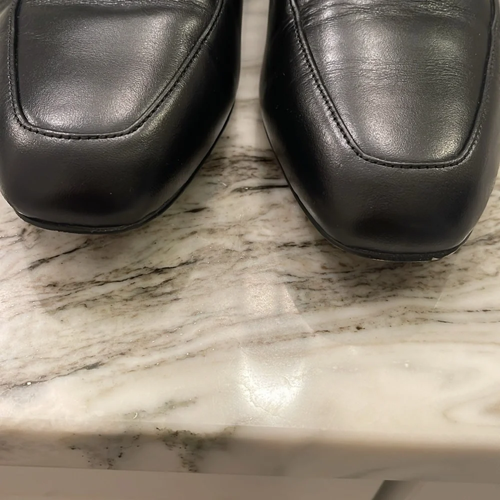 27 EDIT Black Leather Loafers/Decorative Heel/ Style Rita/ Naturalizer